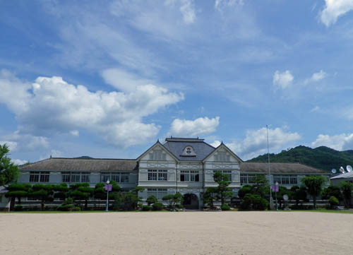 尋常小学校